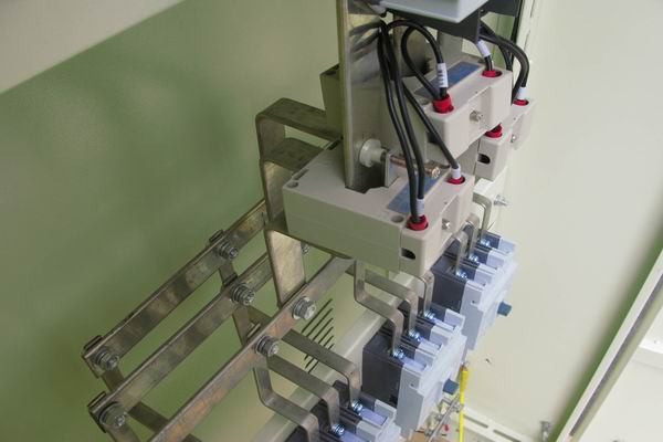 涿州配电柜-应急照明配电柜使用对工作人员的具